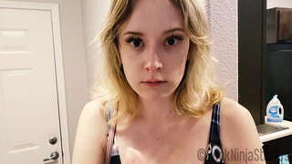 Шлюха Мачеха Призналась Ва Трахнула Писари Дар камера Трейлера