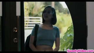 Sexiga massör scissoring med henne lesbisk kunden