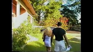 Sexy blondýnka anální bunduda